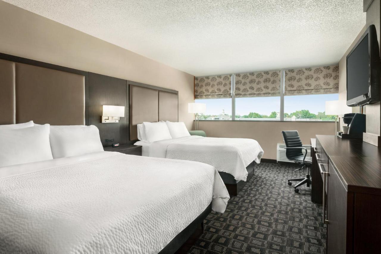 Holiday Inn Louisville East - Hurstbourne By Ihg Ngoại thất bức ảnh