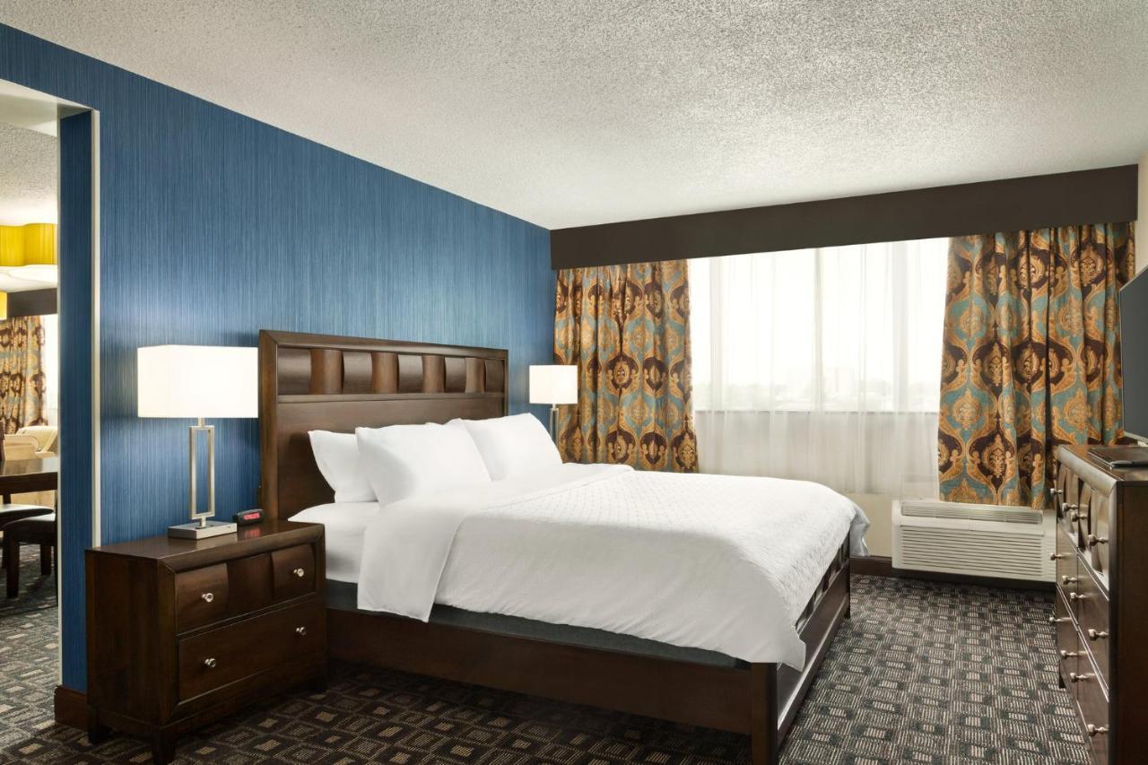 Holiday Inn Louisville East - Hurstbourne By Ihg Ngoại thất bức ảnh