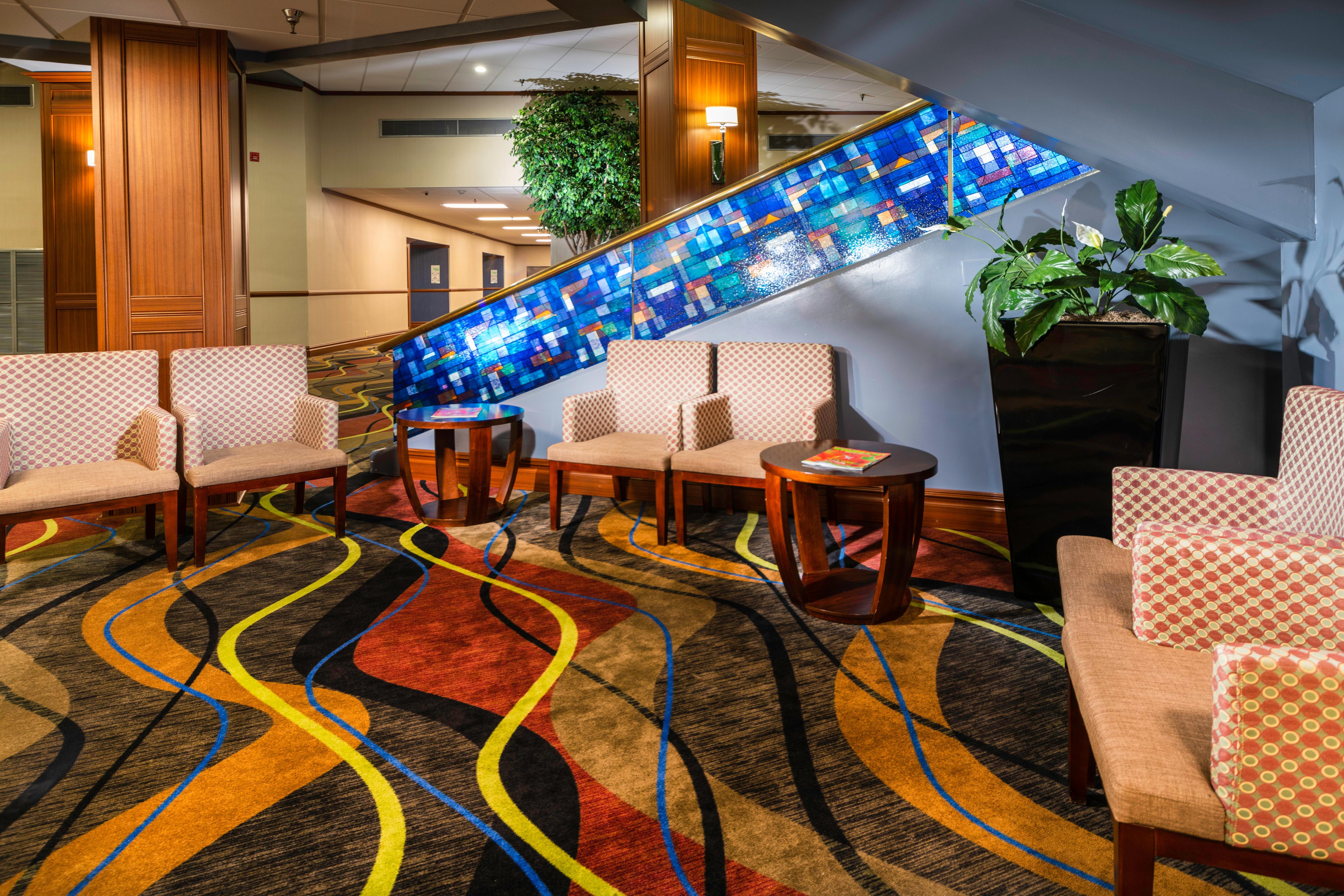 Holiday Inn Louisville East - Hurstbourne By Ihg Ngoại thất bức ảnh