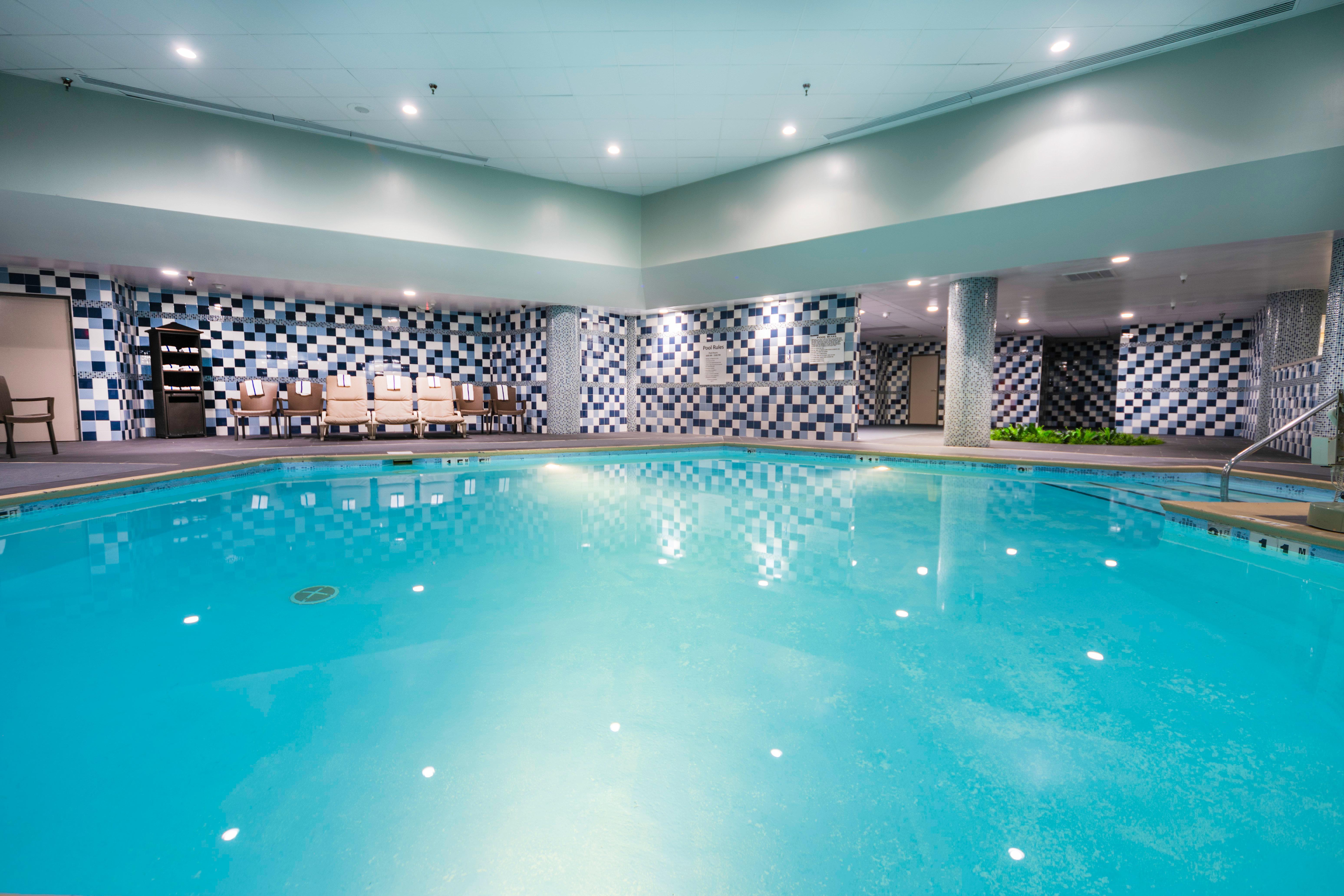 Holiday Inn Louisville East - Hurstbourne By Ihg Ngoại thất bức ảnh