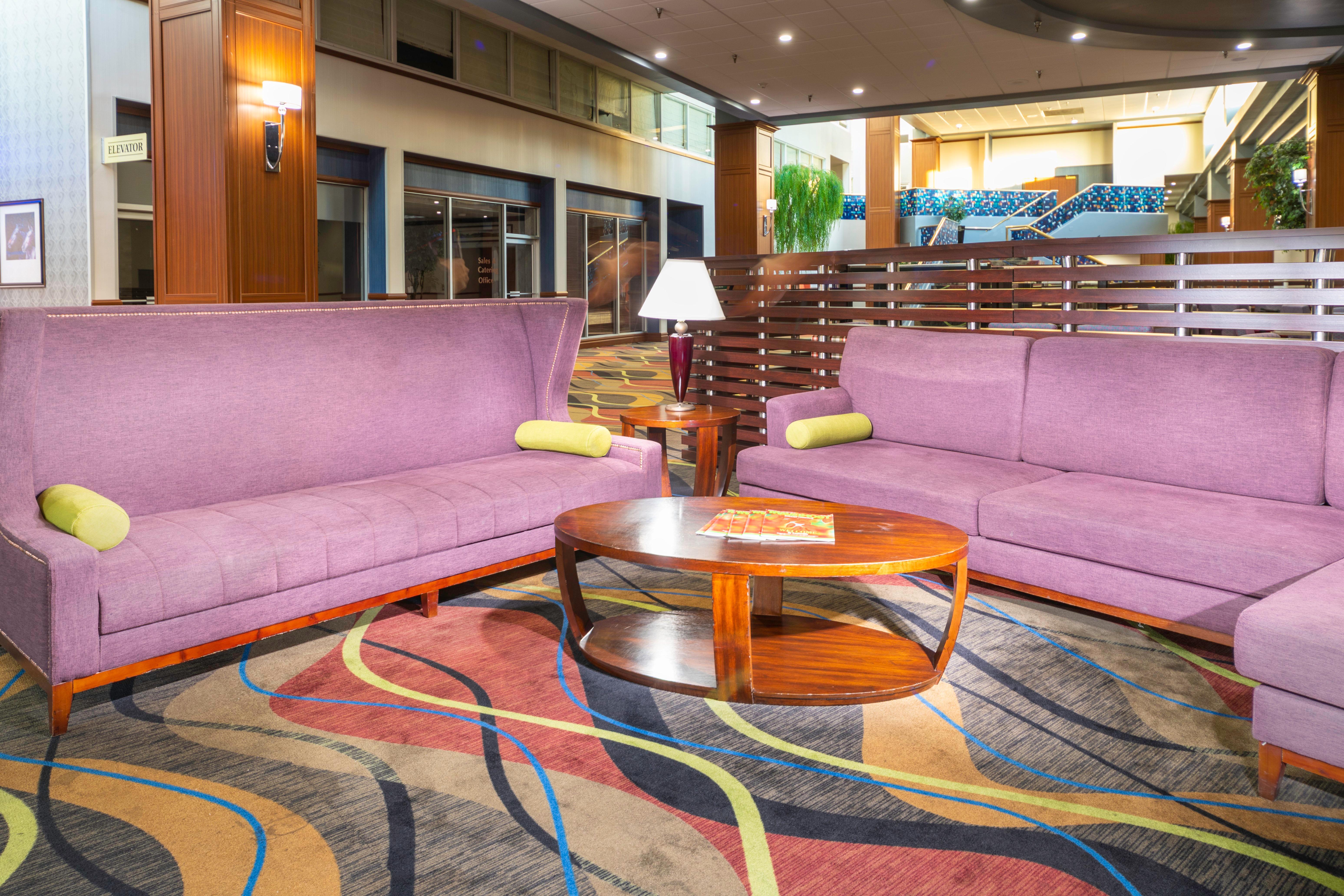 Holiday Inn Louisville East - Hurstbourne, An Ihg Hotel Ngoại thất bức ảnh